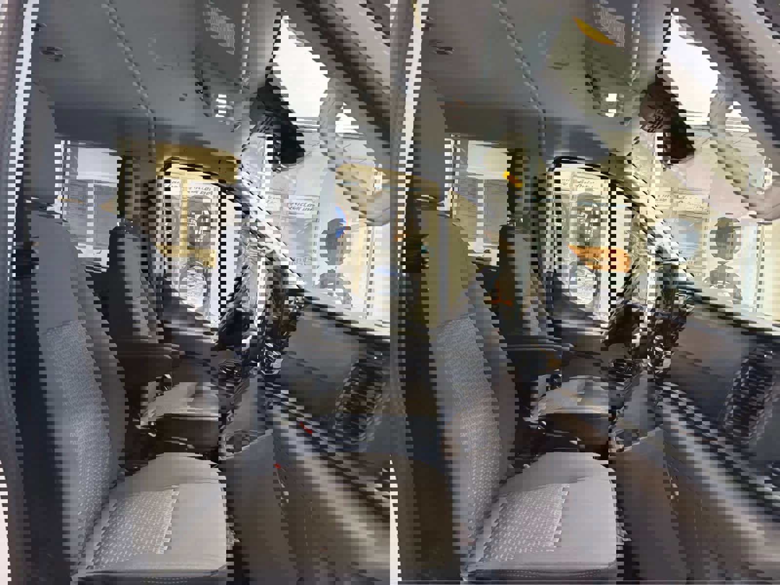 Used 2025 Ford Transit 350 XLT image 42