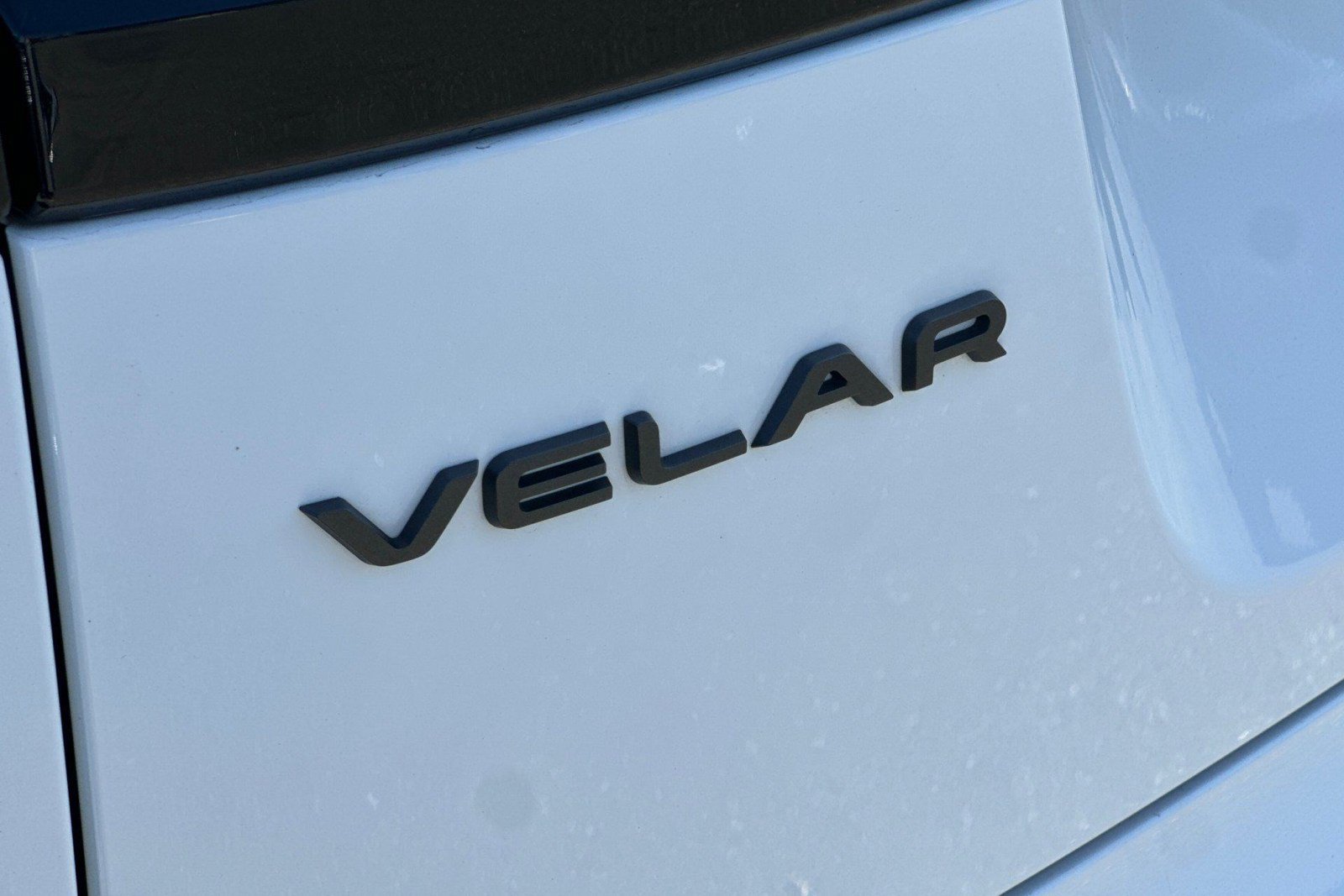 Used 2024 Land Rover Range Rover Velar Dynamic SE AWD/4WD image 30