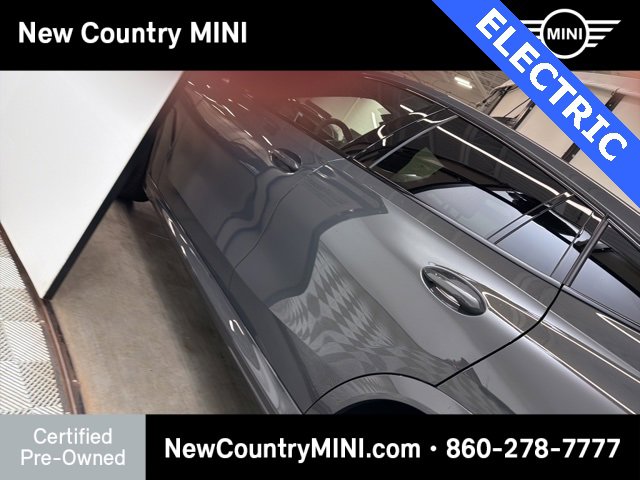 Certified 2023 MINI Cooper SE image 7
