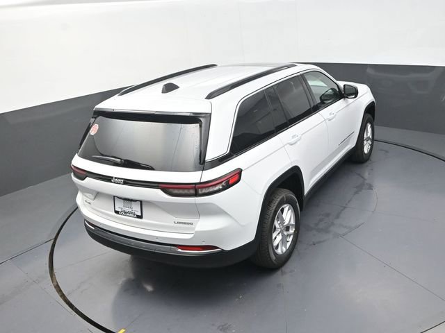 New 2026 Jeep Grand Cherokee Laredo X AWD/4WD image 17