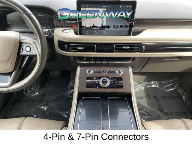 Used 2023 Lincoln Aviator Reserve w/ Equipment Group 201A AWD/4WD image 13