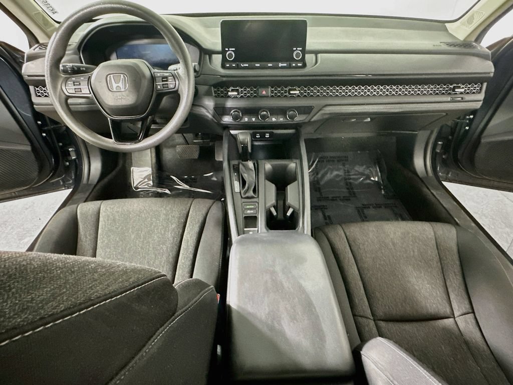 Used 2024 Honda Accord EX image 18
