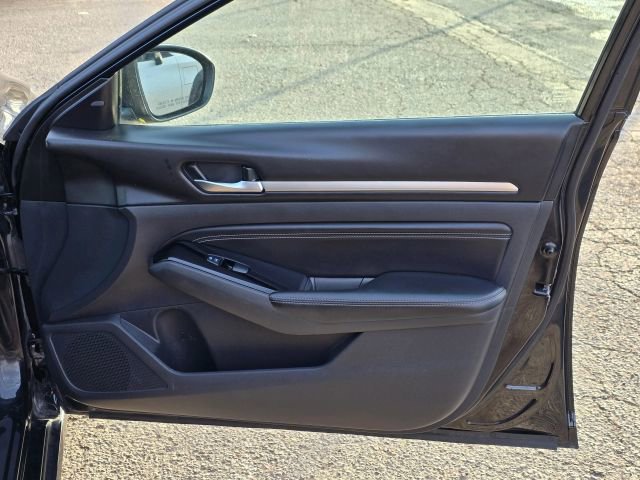 Used 2021 Nissan Altima 2.5 SV image 16