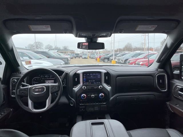 Used 2022 GMC Sierra 2500 SLT w/ SLT Premium Package image 9