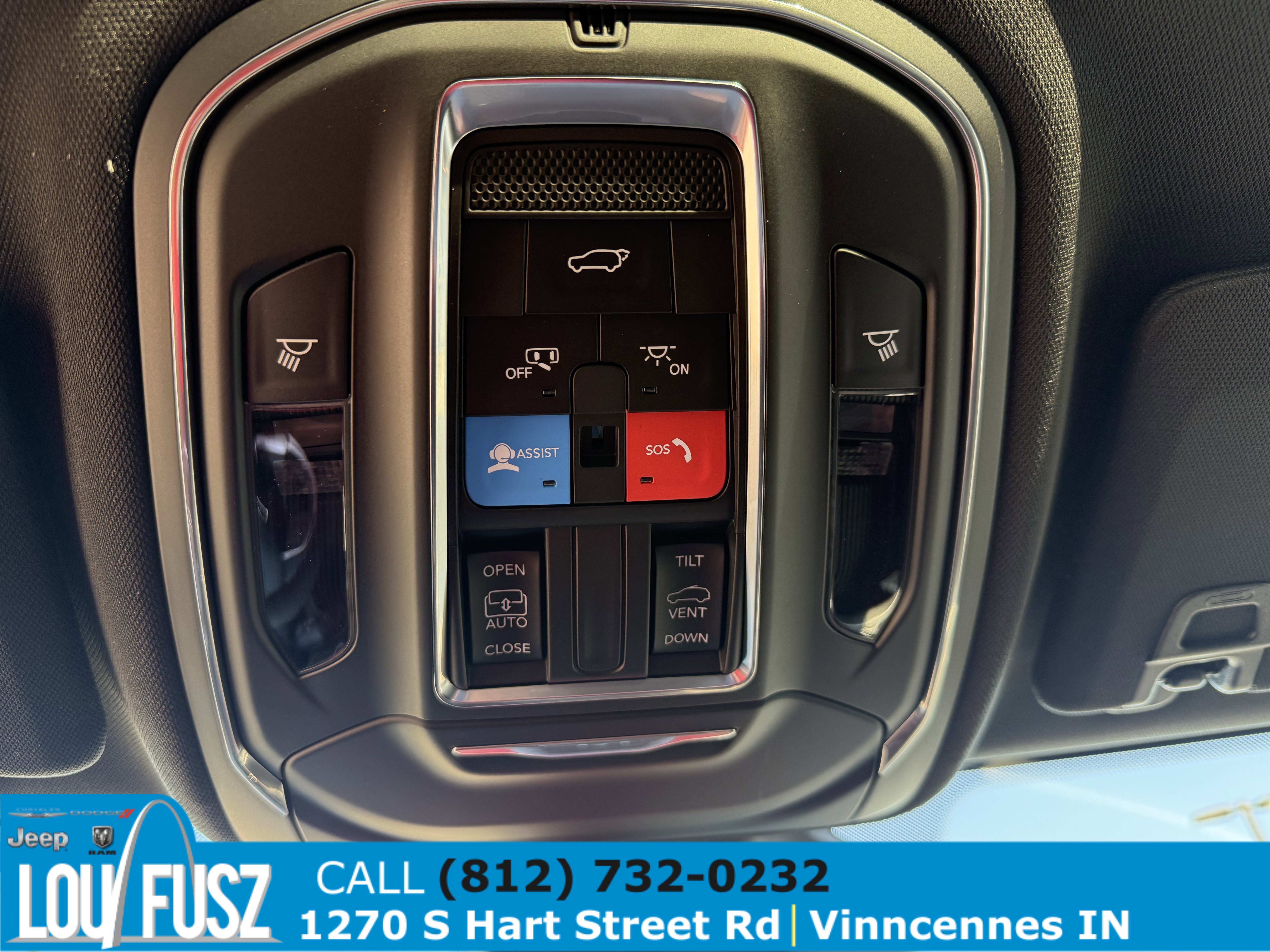 New 2025 Jeep Grand Cherokee L Altitude image 28