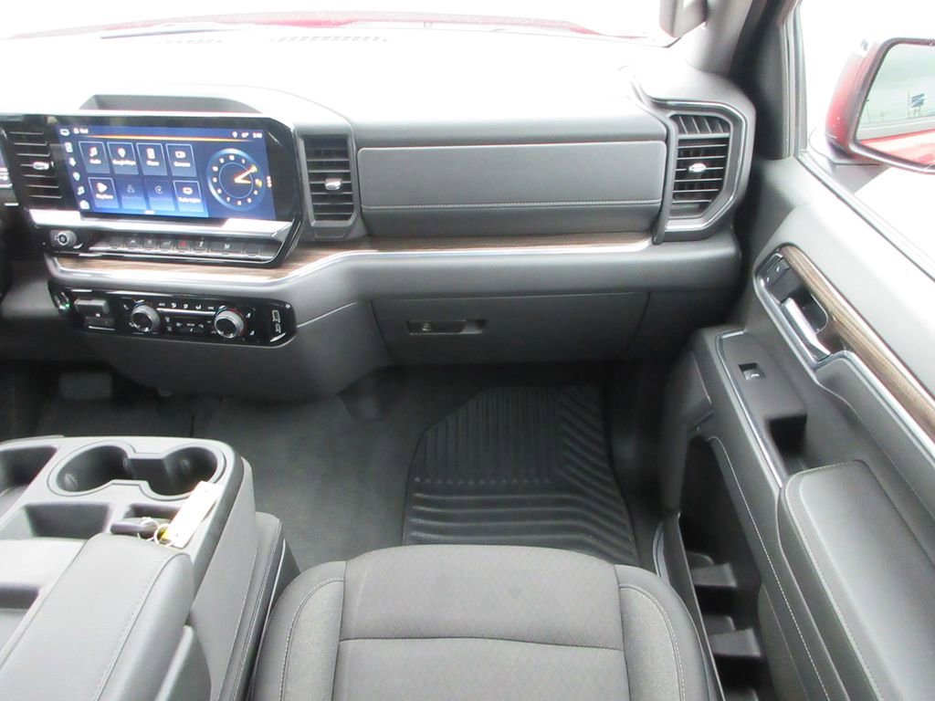 Certified 2025 Chevrolet Silverado 1500 LT image 19