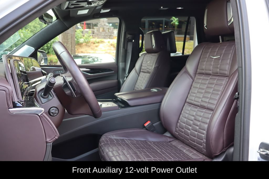 Used 2023 Cadillac Escalade V AWD/4WD image 8