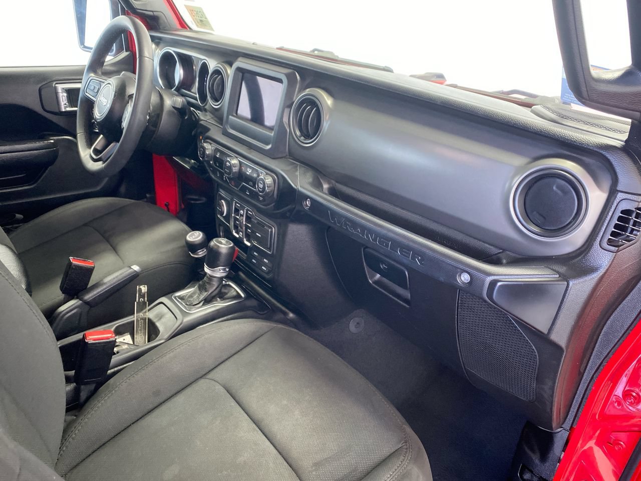 Used 2023 Jeep Wrangler Unlimited Sport AWD/4WD image 29
