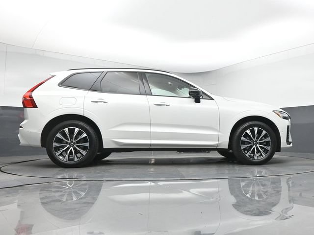 Used 2024 Volvo XC60 B5 Plus w/ Protection Package Premier AWD/4WD image 36