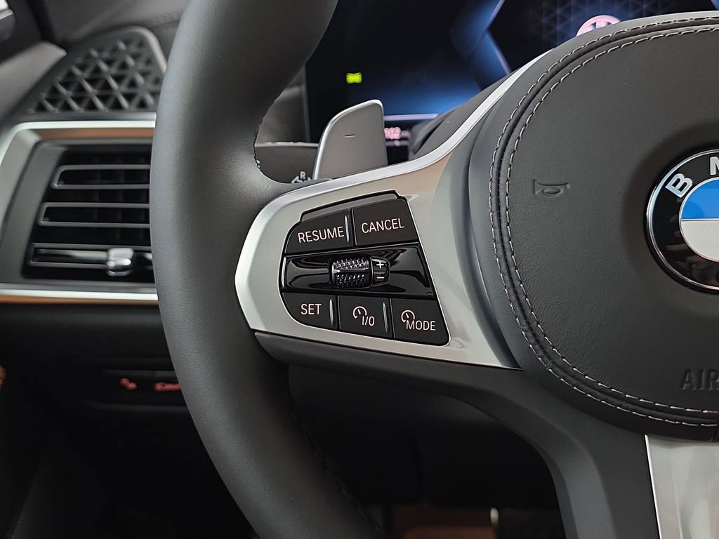 New 2026 BMW X5 xDrive40i w/ M Sport Package image 17