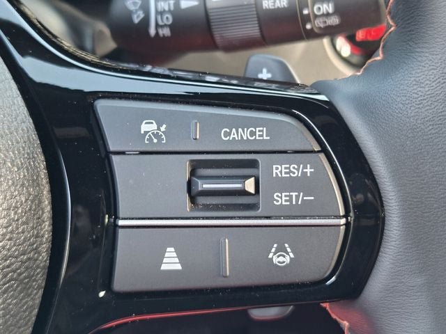 Used 2025 Honda Pilot Sport image 30