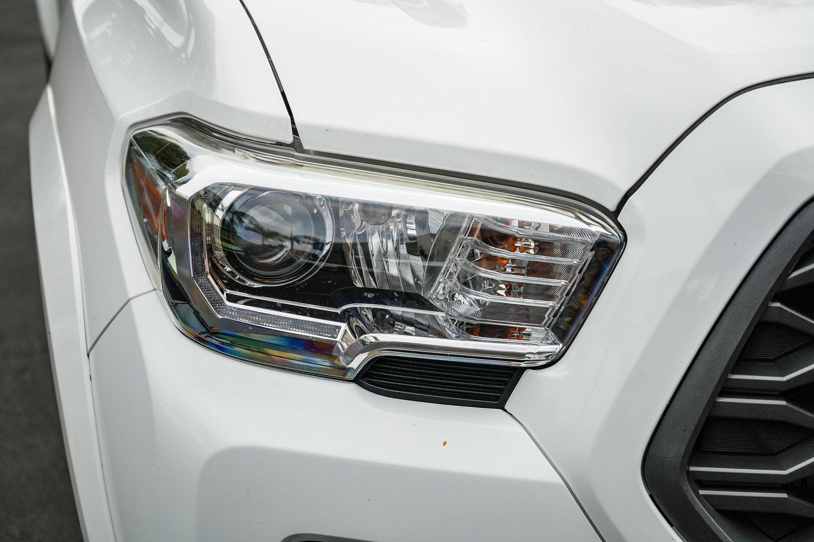 Used 2021 Toyota Tacoma TRD Sport w/ Technology Package AWD/4WD image 8