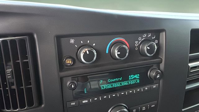 Used 2022 Chevrolet Express 2500 Extended w/ Driver Convenience Package RWD image 30