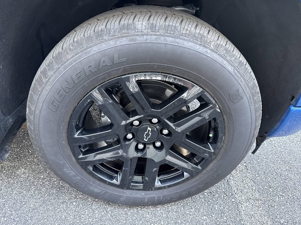 Used 2024 Chevrolet Silverado 1500 Custom w/ LPO, Dark Essentials Package image 13