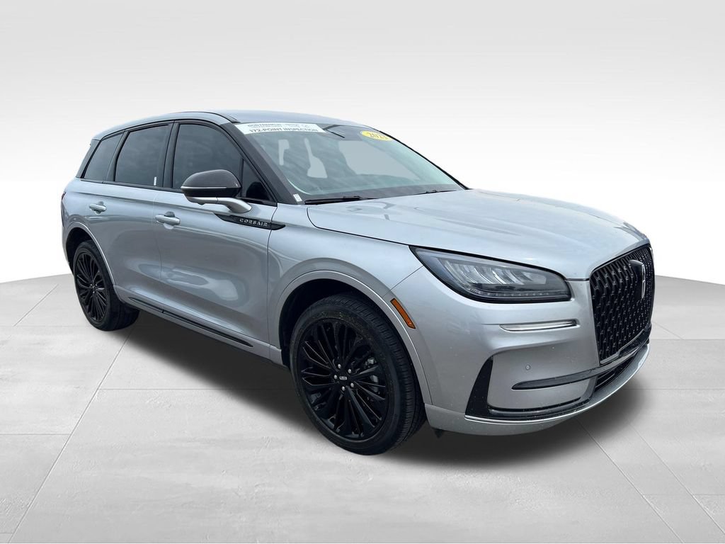 Used 2023 Lincoln Corsair FWD w/ Equipment Group 101A image 7