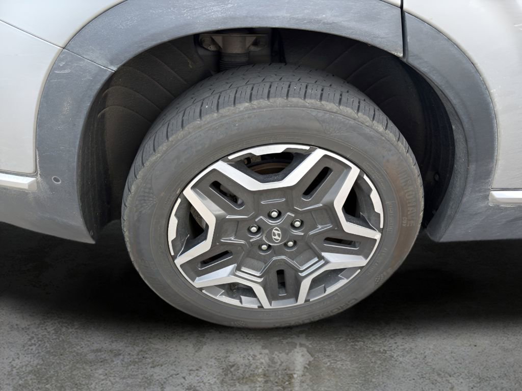 Used 2023 Hyundai Santa Fe Limited image 40
