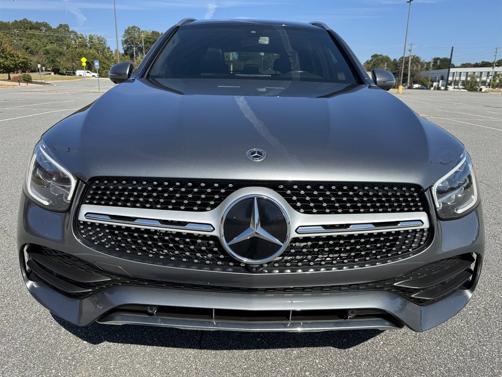 Used 2021 Mercedes-Benz GLC 300 4MATIC w/ AMG Line image 5