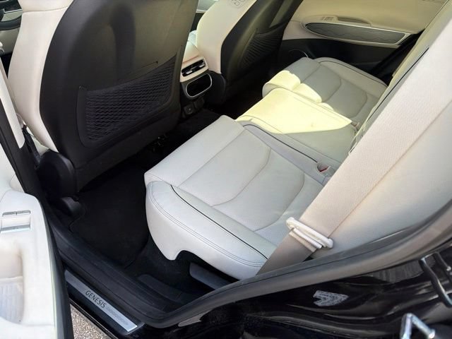 Used 2022 Genesis GV70 2.5T w/ Advanced Package AWD/4WD image 7