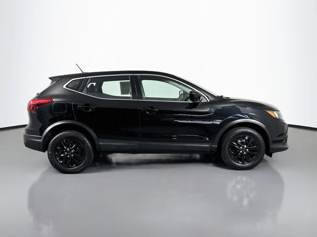 Used 2018 Nissan Rogue Sport S AWD/4WD image 8