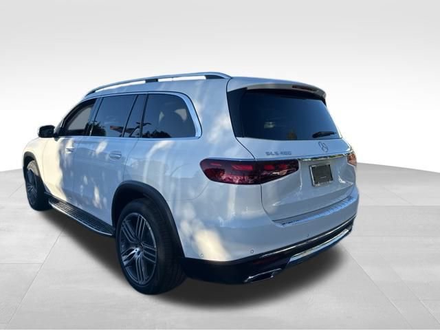 Certified 2026 Mercedes-Benz GLS 450 4MATIC image 4