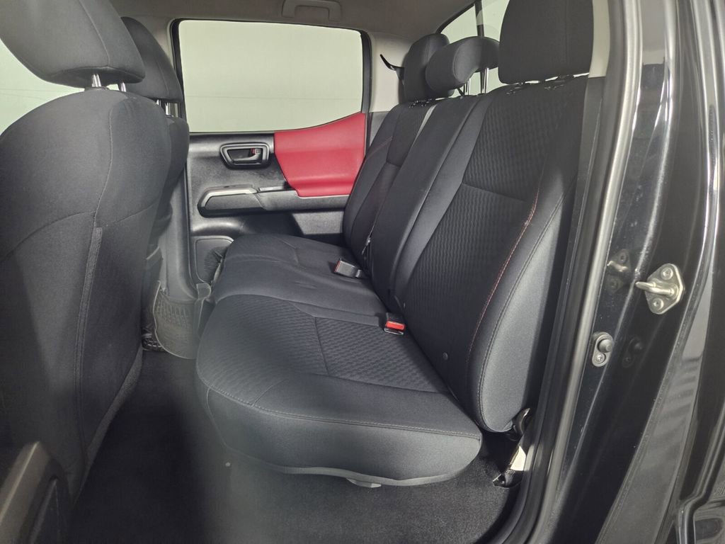 Used 2020 Toyota Tacoma SR5 RWD image 25