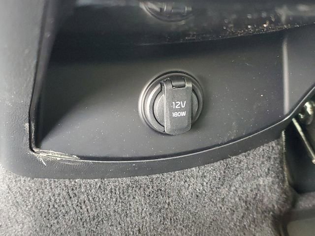 Certified 2025 Kia Sorento S image 10