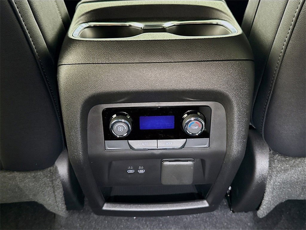 New 2026 Chevrolet Traverse LT w/ Enhanced Driving Package image 14