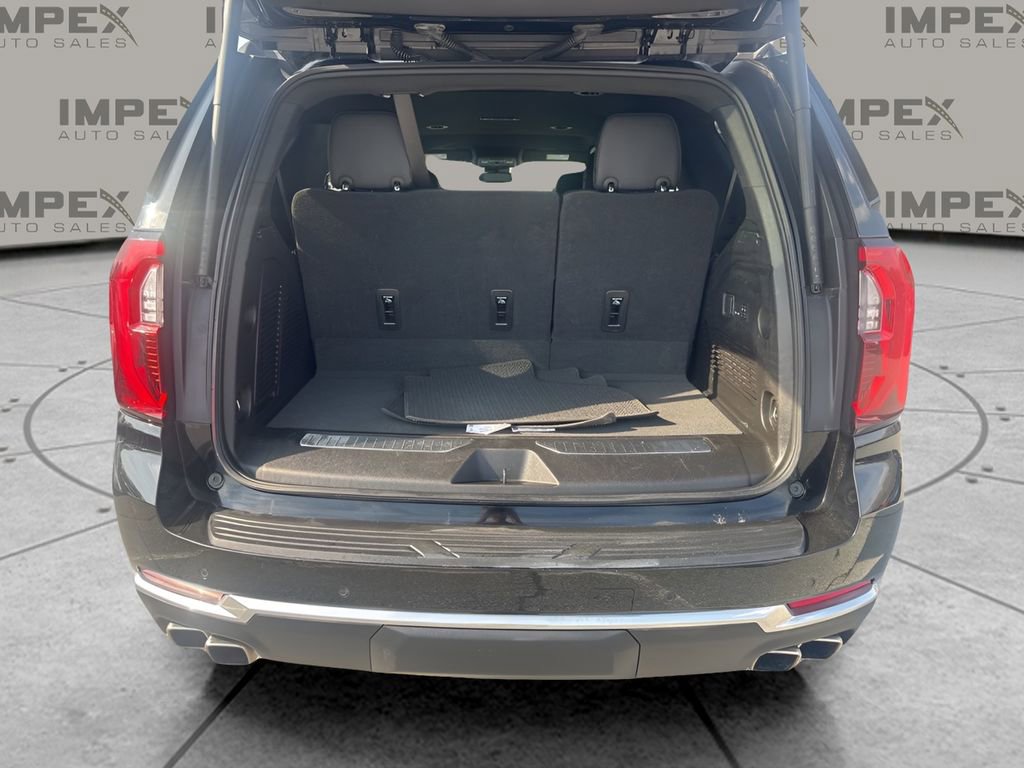 Used 2025 GMC Yukon Denali image 30