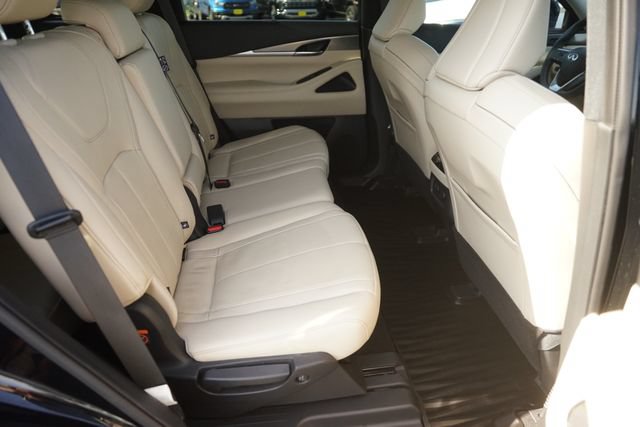 Used 2023 INFINITI QX60 Luxe w/ Cargo Package AWD/4WD image 18
