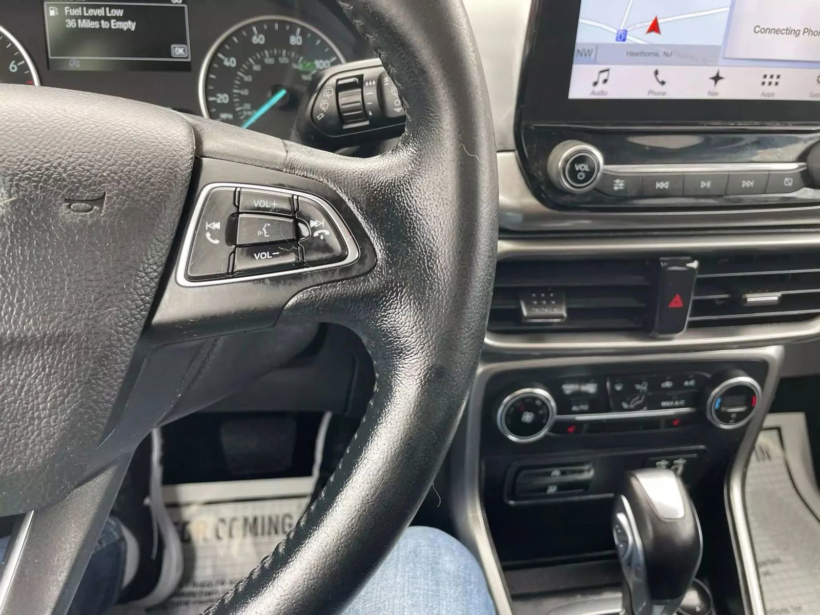 Used 2018 Ford EcoSport SE w/ SE Convenience Package image 32