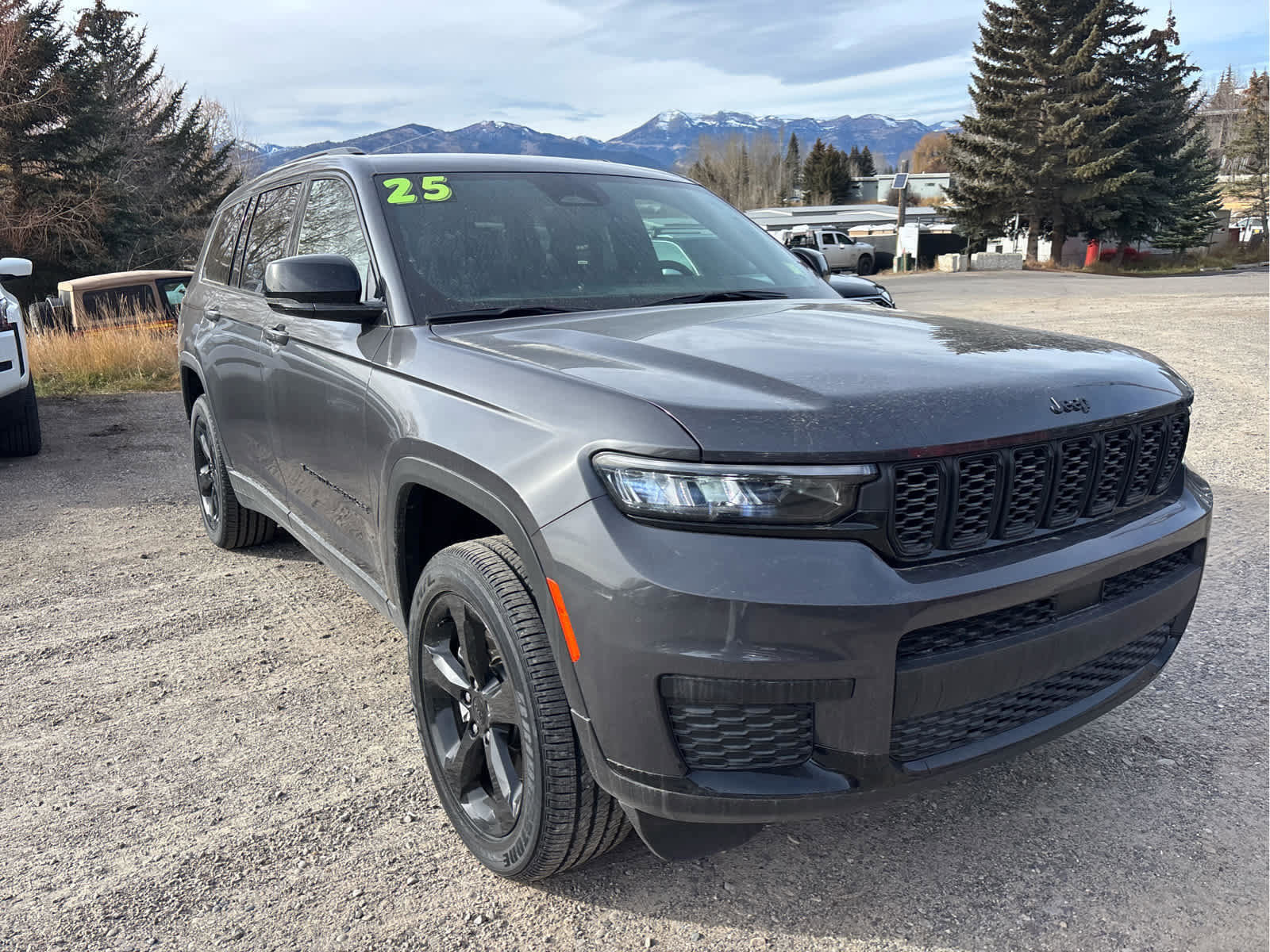 New 2025 Jeep Grand Cherokee L Laredo image 15