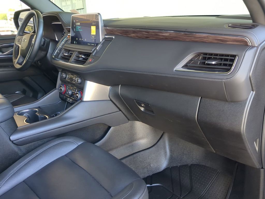 Used 2023 Chevrolet Tahoe Z71 w/ Luxury Package image 19