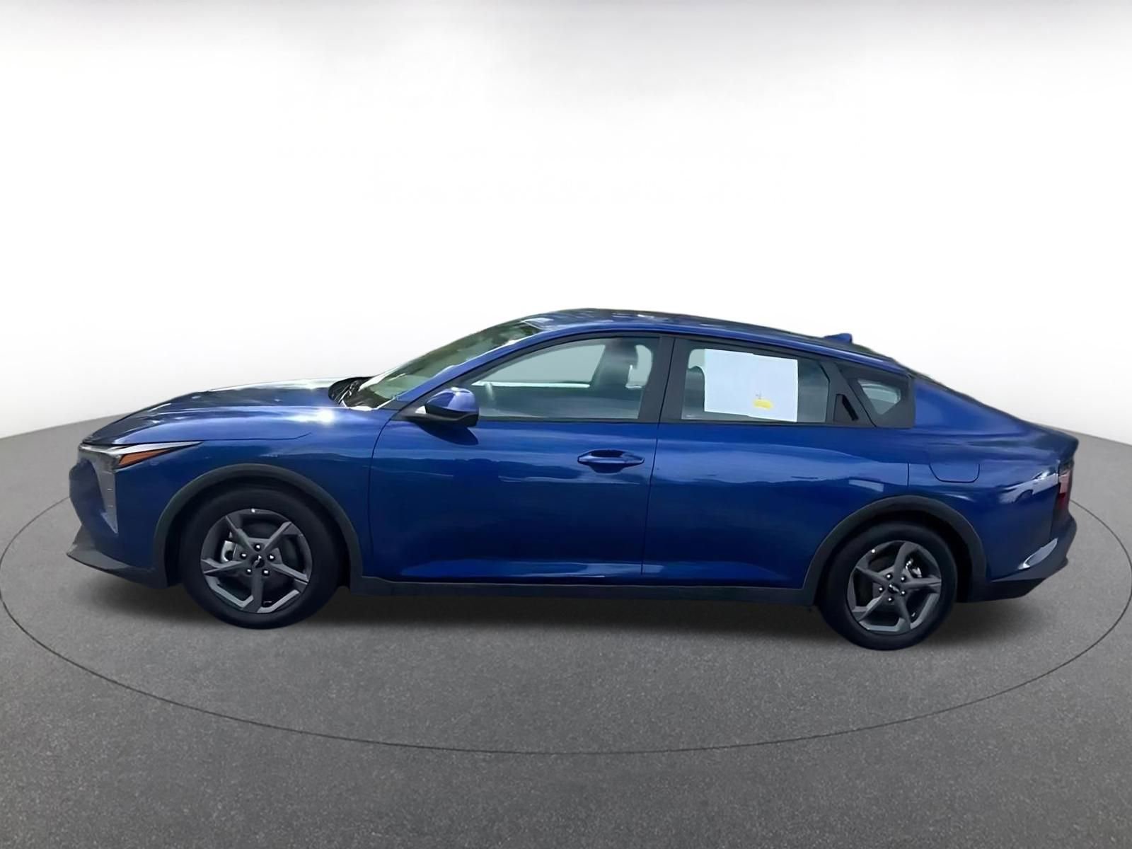 Used 2025 Kia K4 FWD image 8