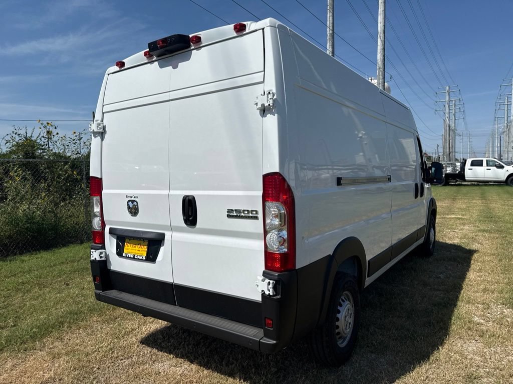 New 2027 RAM ProMaster 2500 w/ Safety Group FWD image 4