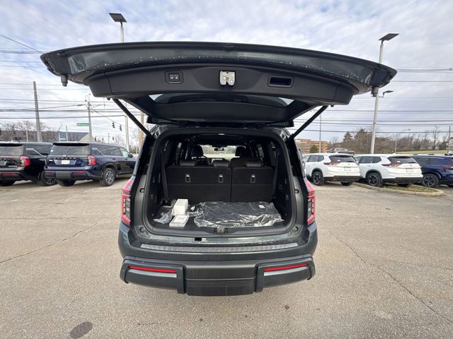 New 2026 Nissan Armada SL w/ Captain's Chari Seat Package image 23