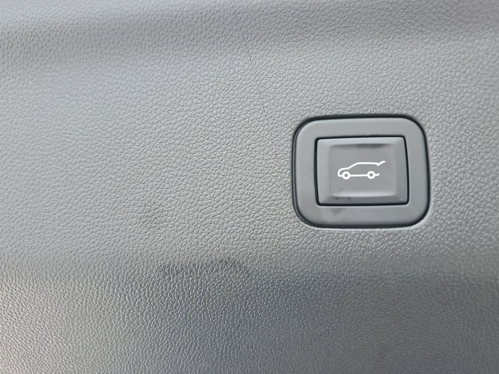 Certified 2025 Cadillac Escalade Sport Platinum AWD/4WD image 28