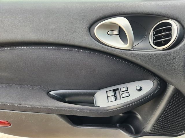 Used 2018 Nissan 370Z Roadster image 27