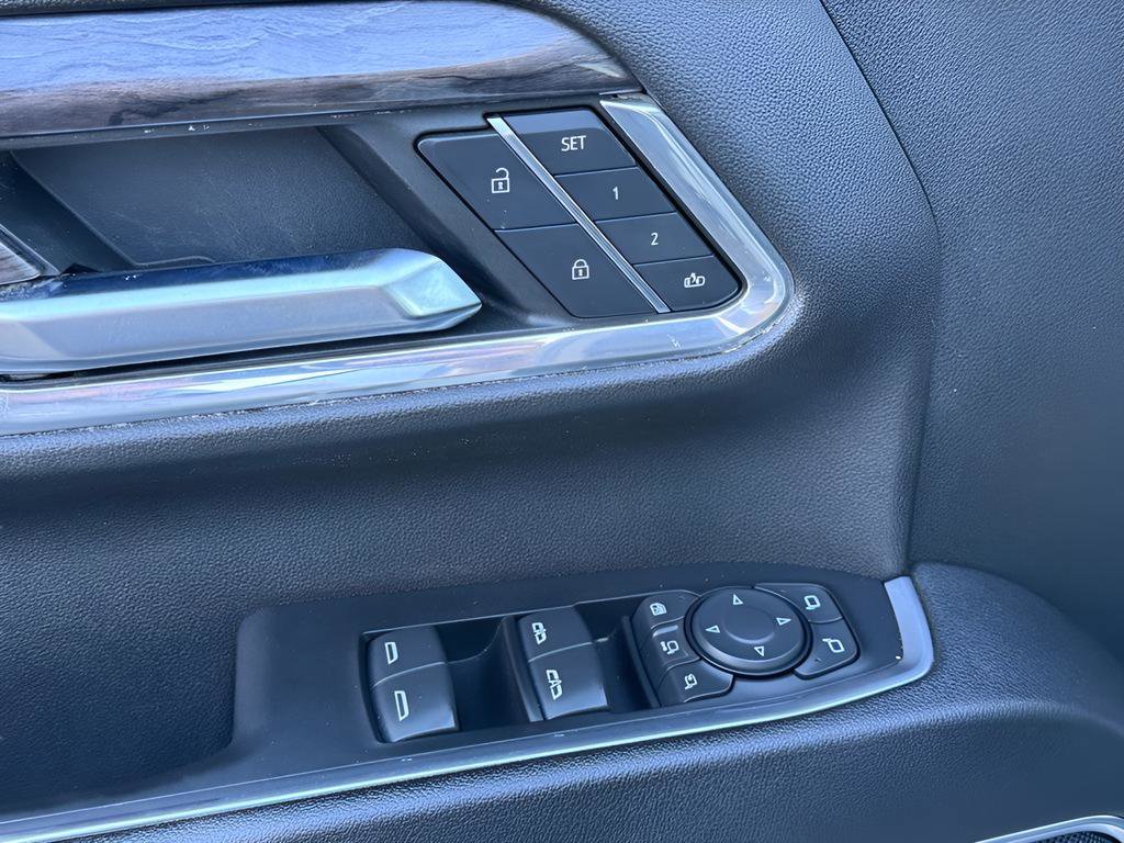 Used 2024 Chevrolet Silverado 2500 LTZ image 28