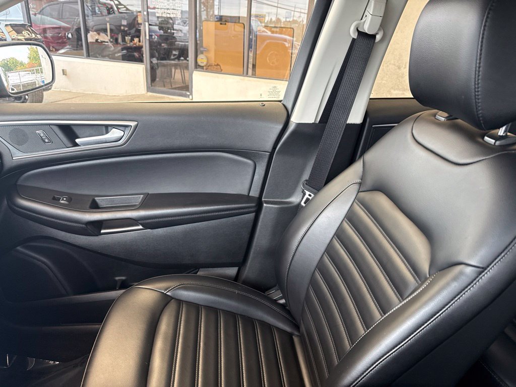 Certified 2024 Ford Edge SEL w/ Convenience Package AWD/4WD image 24