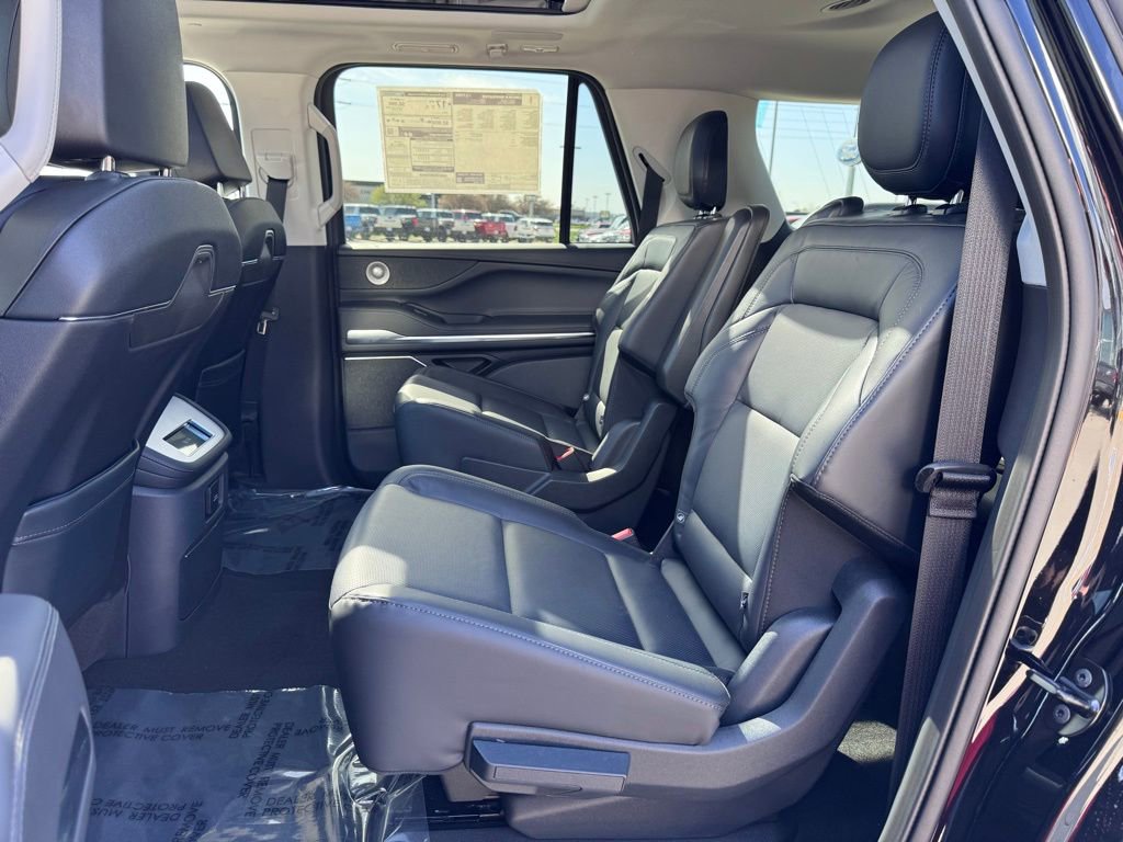 New 2026 Lincoln Navigator L Reserve AWD/4WD image 21