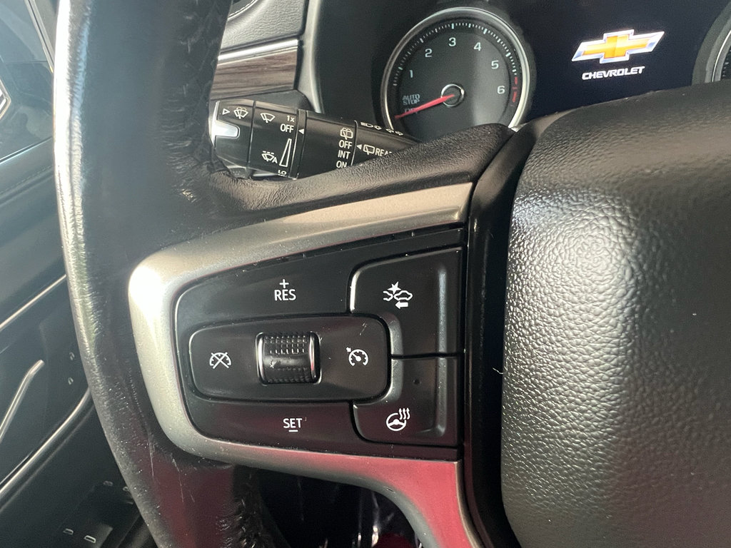 Used 2021 Chevrolet Tahoe Z71 w/ Z71 Off-Road Package AWD/4WD image 23