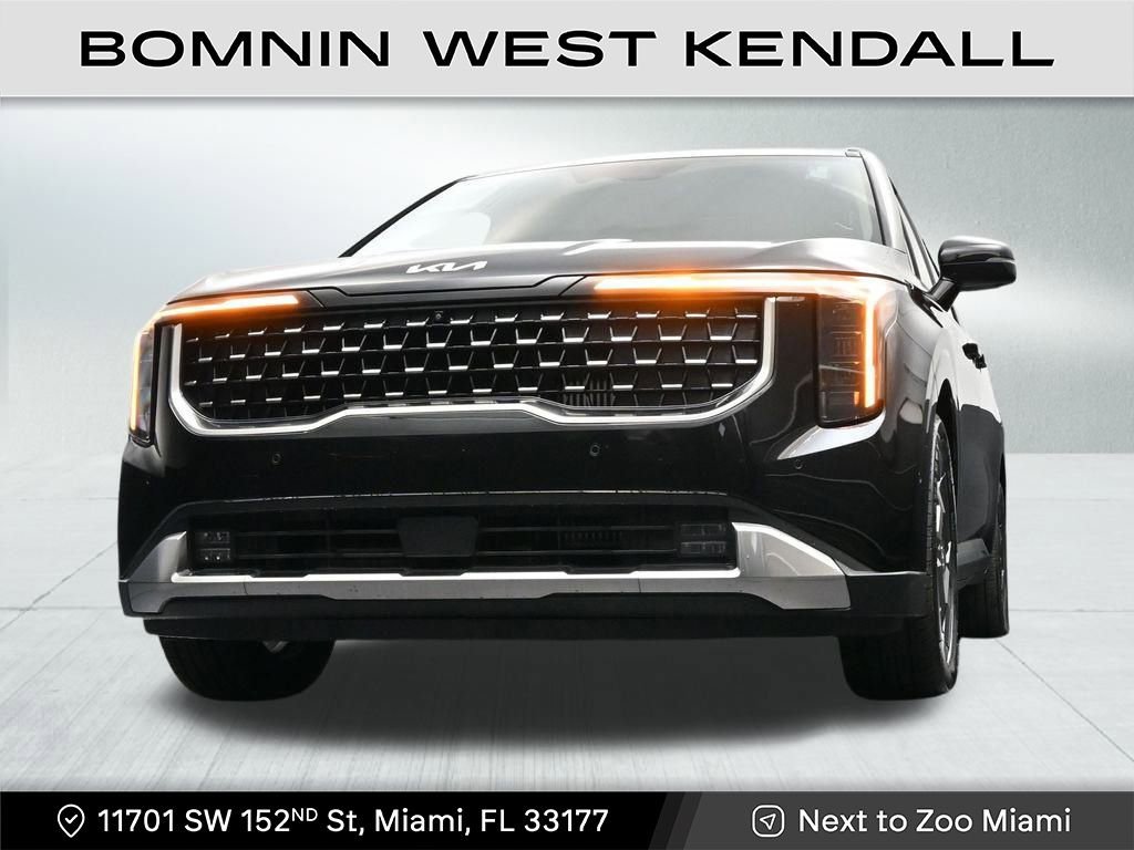 Used 2025 Kia Carnival SX image 28