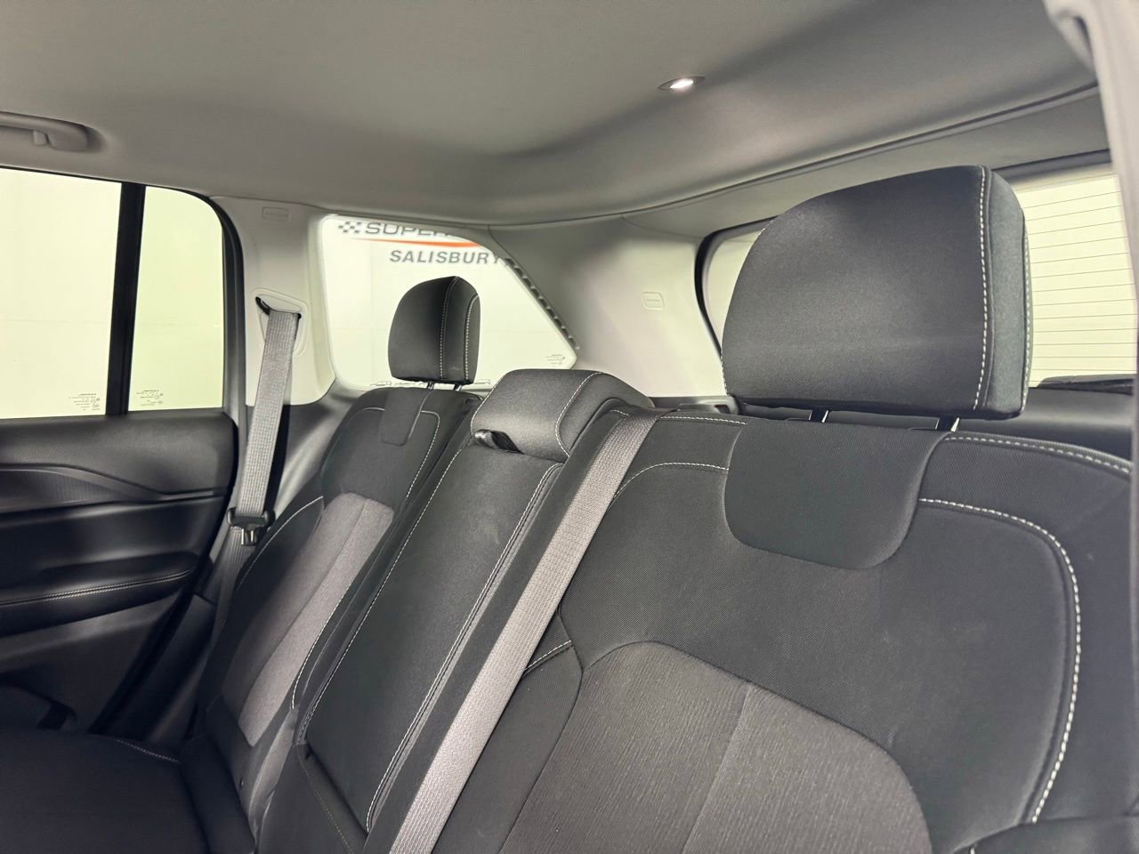 Used 2023 Jeep Grand Cherokee Laredo X image 25