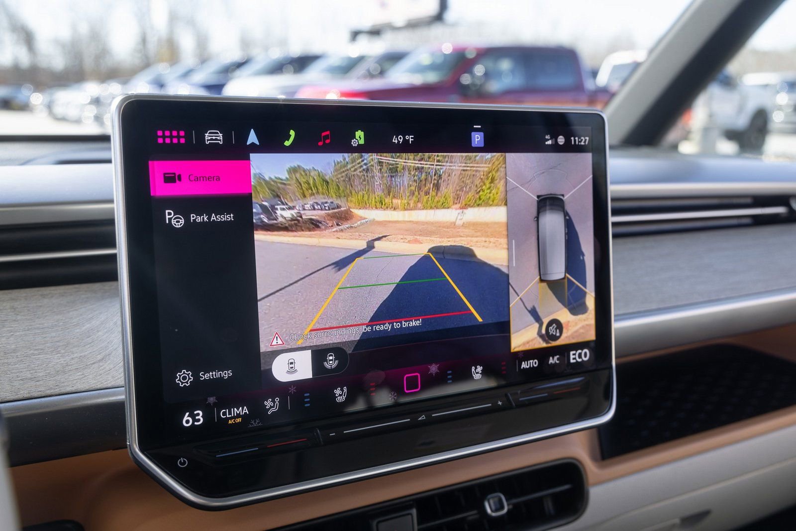 Used 2025 Volkswagen ID. Buzz 1st Edition image 40