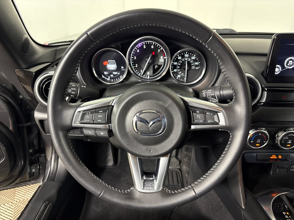 Used 2023 MAZDA MX-5 Miata Grand Touring RWD image 16
