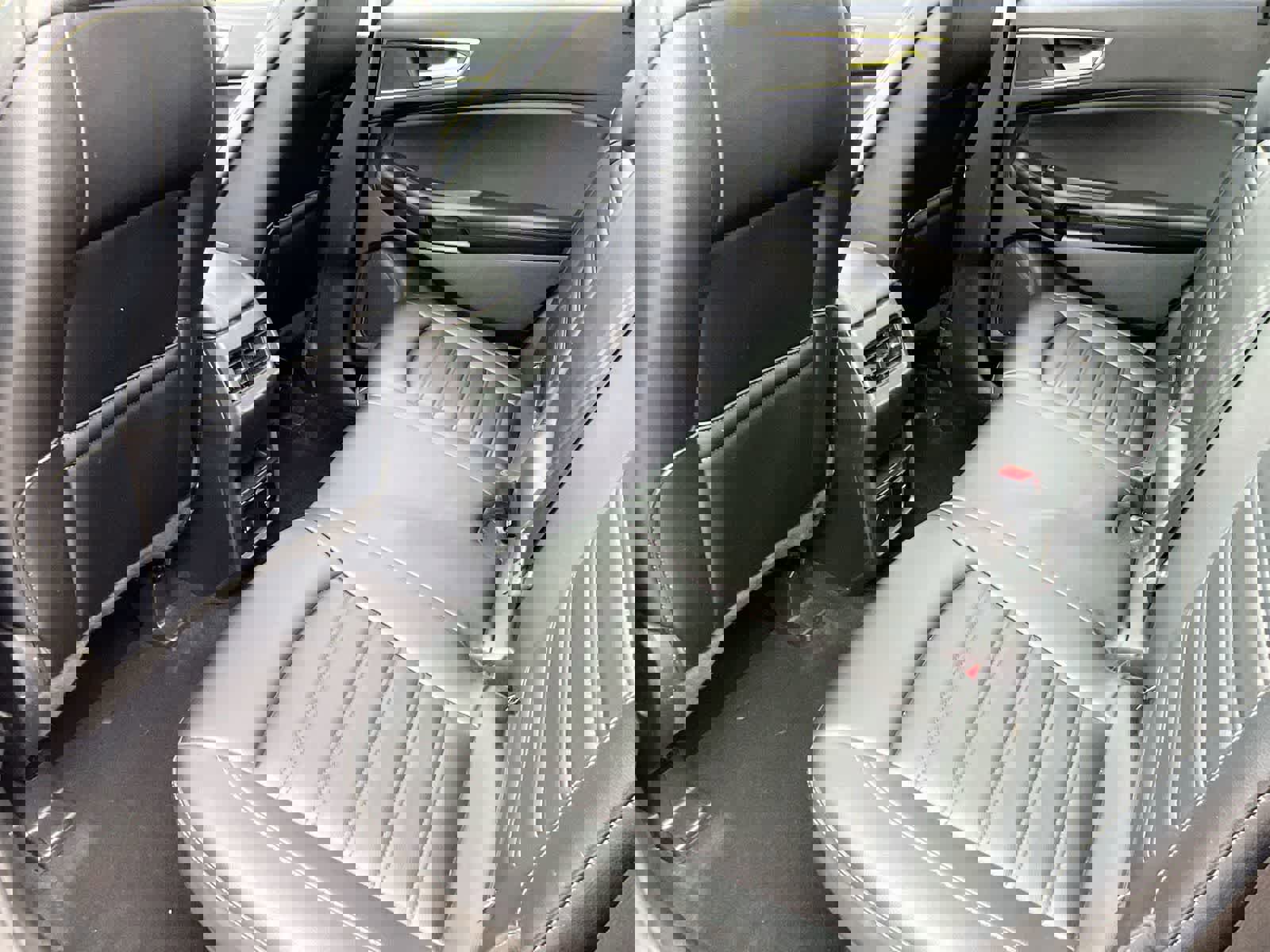 Used 2023 Ford Edge SEL w/ Convenience Package image 18