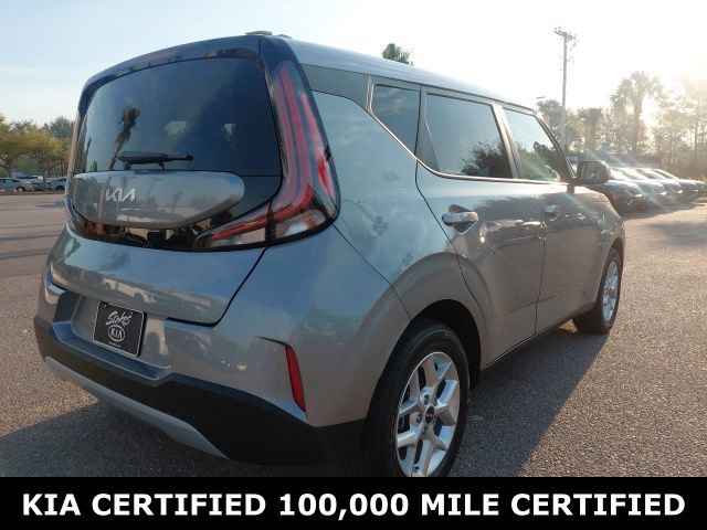 Certified 2025 Kia Soul LX image 5
