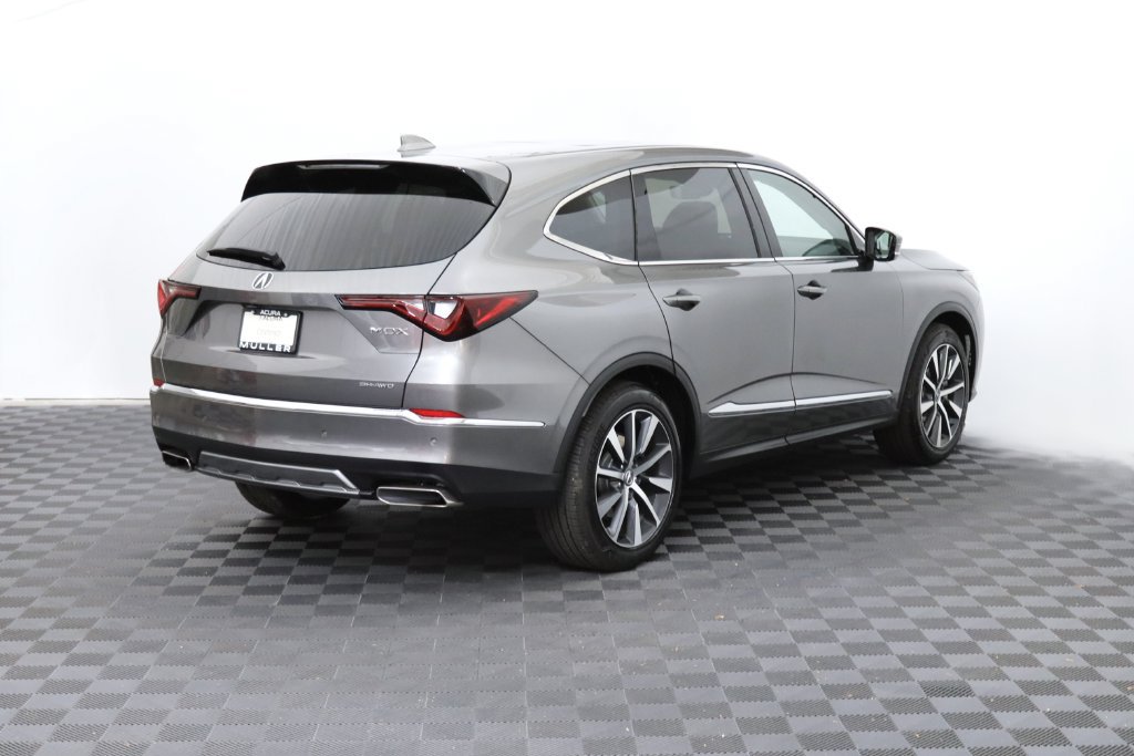 Certified 2026 Acura MDX w/ Technology Package AWD/4WD image 9