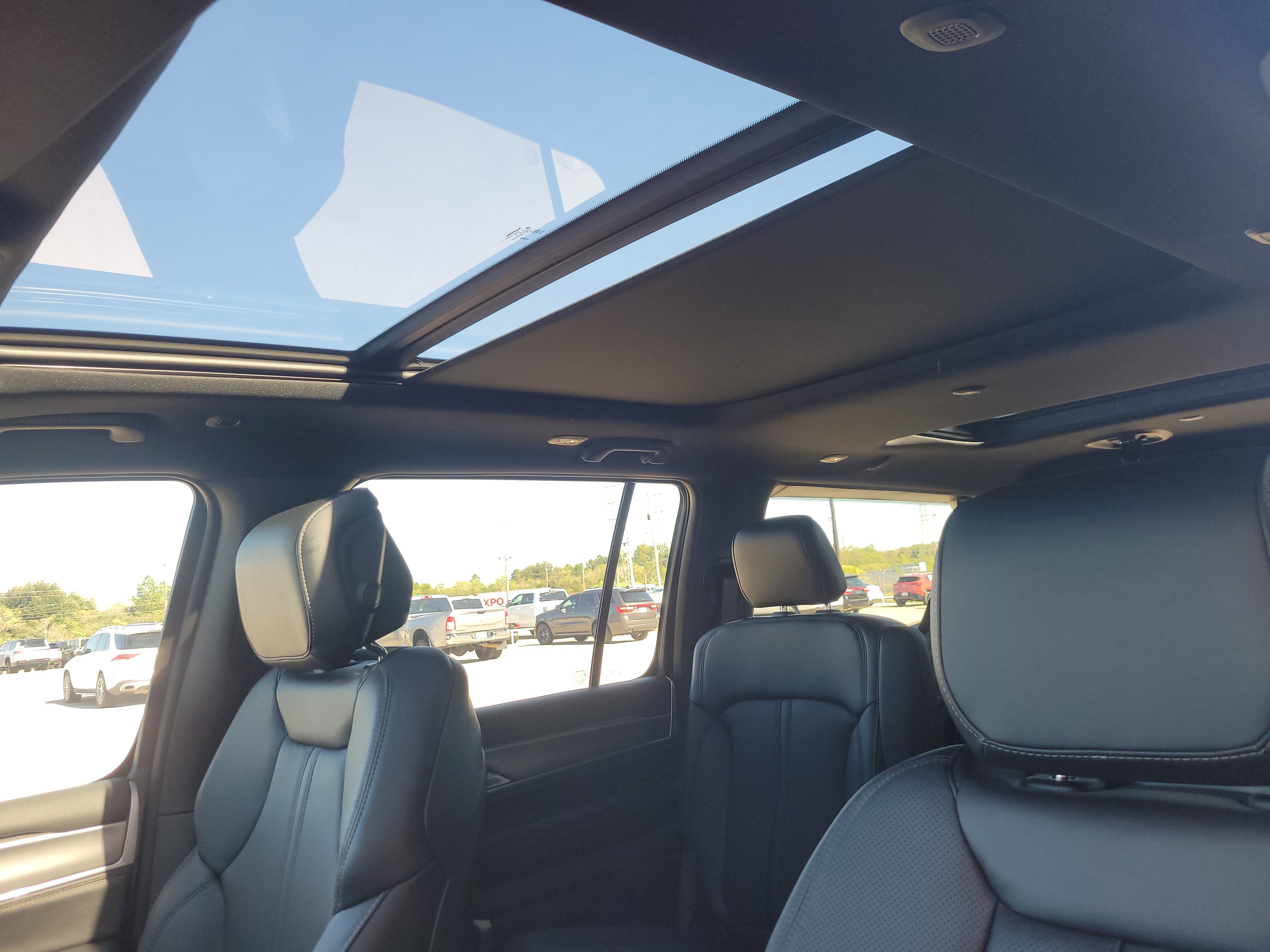 New 2025 Jeep Wagoneer L Series II image 15