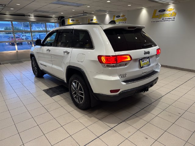 Used 2019 Jeep Grand Cherokee Limited w/ Trailer Tow Group IV AWD/4WD image 24